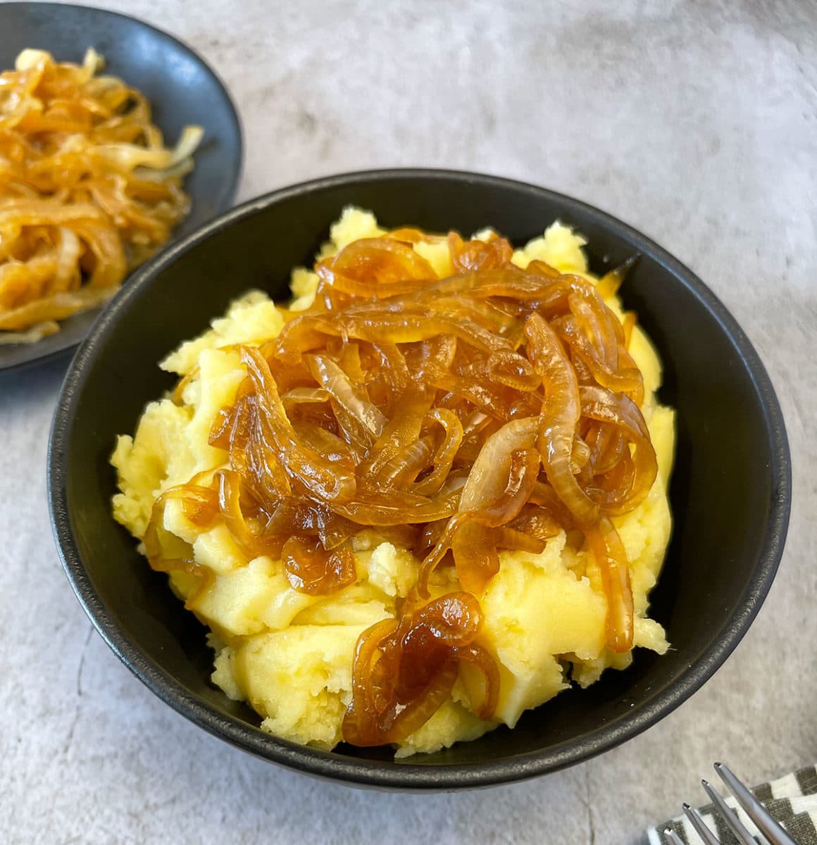 Mashed Potatoes with Caramelized Onion Healthier Steps
