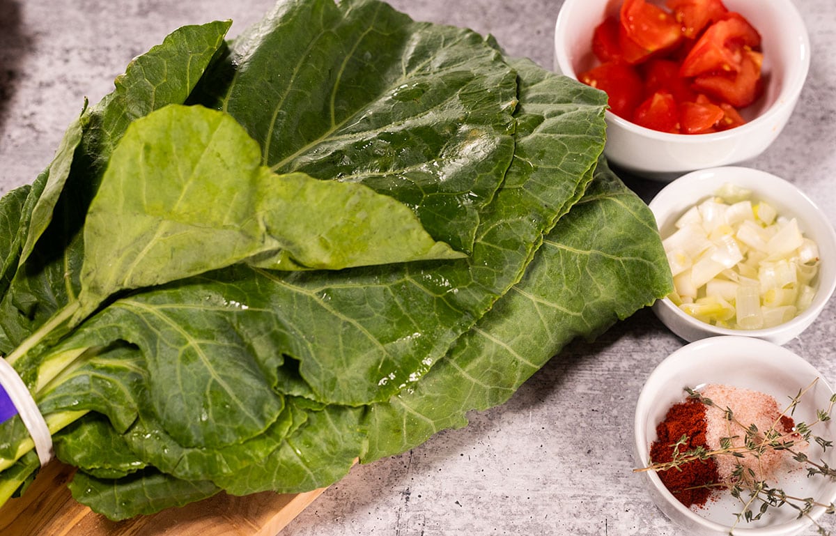 https://healthiersteps.com/wp-content/uploads/2016/12/collard-greens-ingredients.jpg