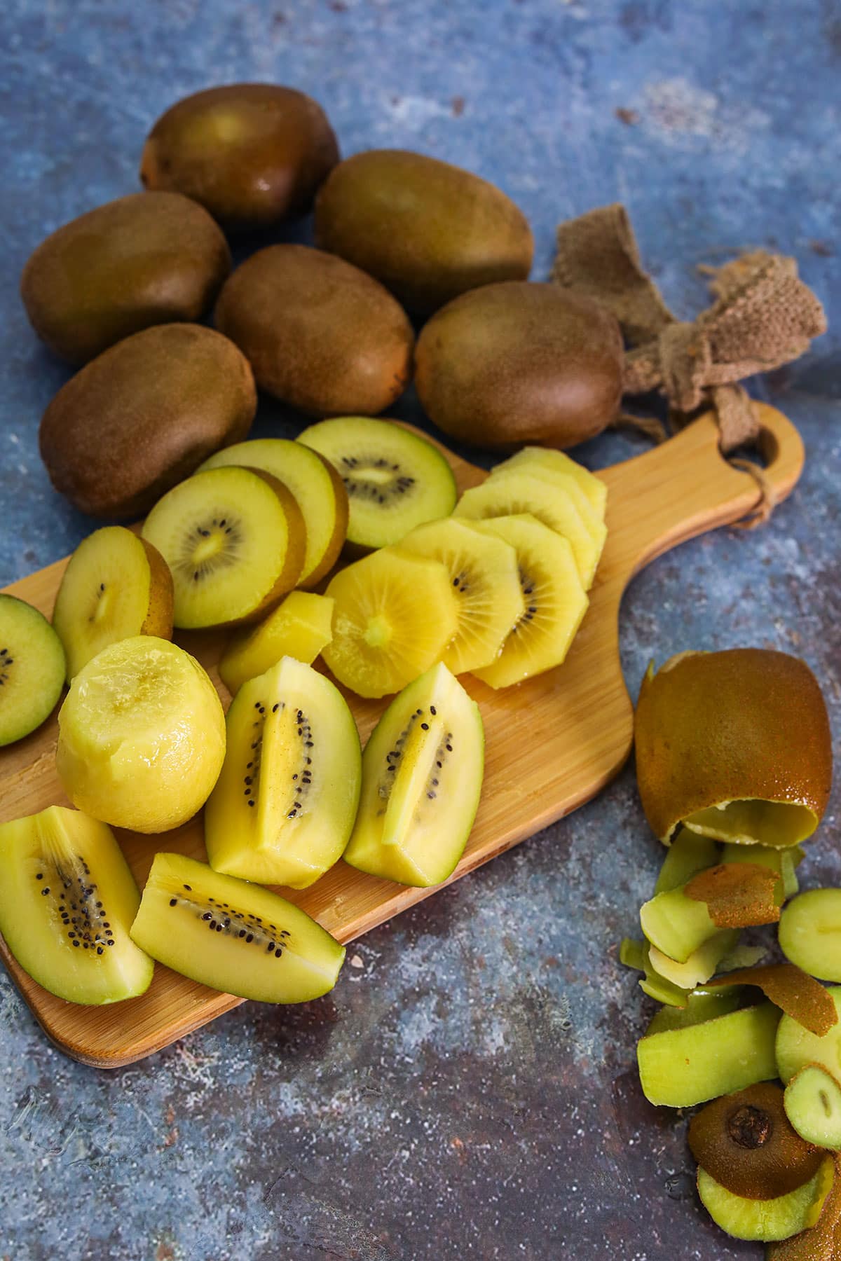 The Subtle Difference Between Gold Kiwifruit And Green Kiwifruit