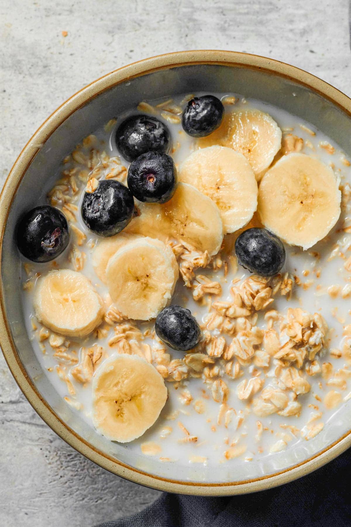 8 Best Vegan Breakfast Foods for Weight Loss - Healthier Steps